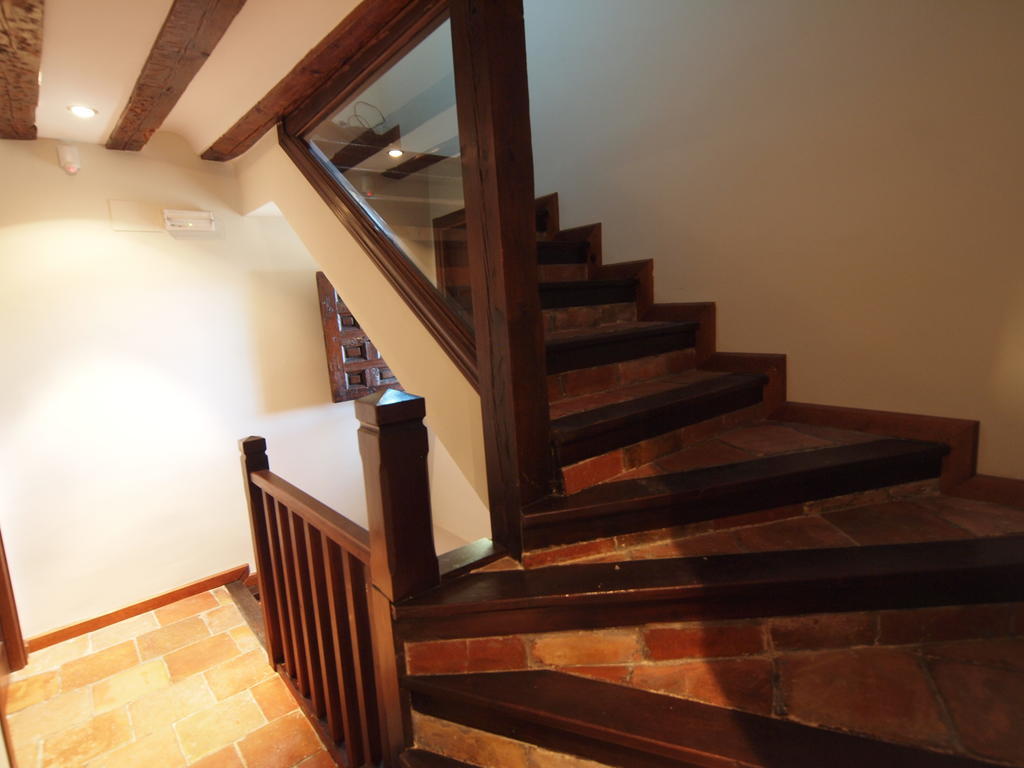 Los Ojos De La Mora Apartamentos Boutique Cuenca  Eksteriør billede
