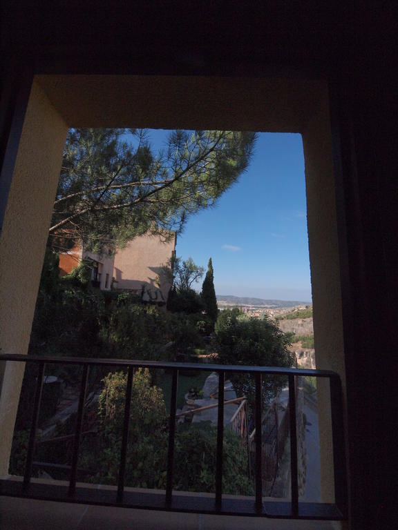 Los Ojos De La Mora Apartamentos Boutique Cuenca  Værelse billede