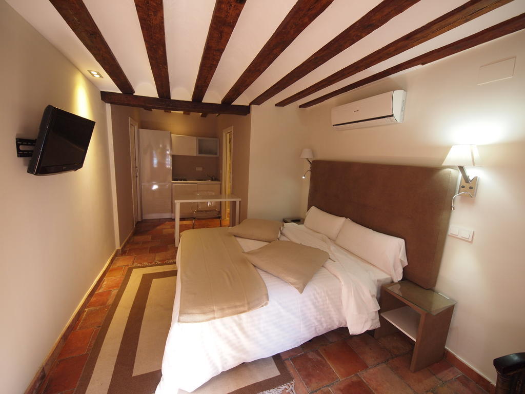Los Ojos De La Mora Apartamentos Boutique Cuenca  Eksteriør billede