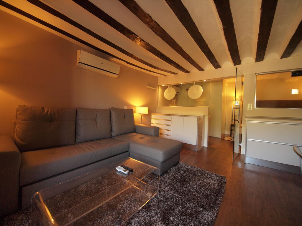 Los Ojos De La Mora Apartamentos Boutique Cuenca  Værelse billede