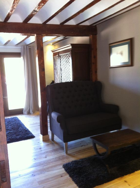 Los Ojos De La Mora Apartamentos Boutique Cuenca  Eksteriør billede