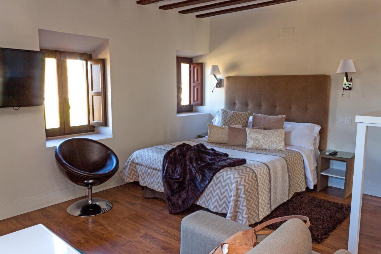 Los Ojos De La Mora Apartamentos Boutique Cuenca  Eksteriør billede