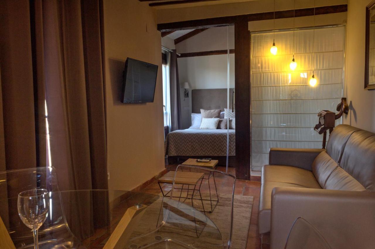 Los Ojos De La Mora Apartamentos Boutique Cuenca  Eksteriør billede